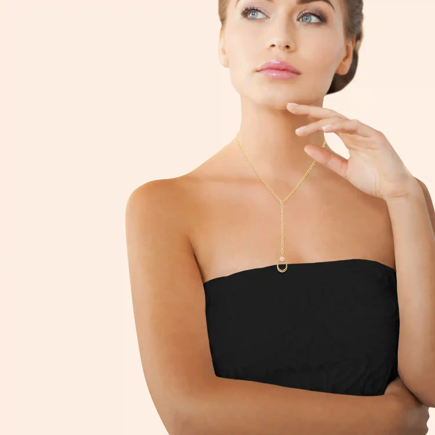 Oriana France cravate goutte ajourée collier plaqué or zircon