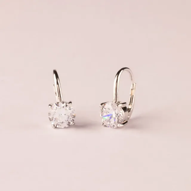 Ultima Edizione boucles dormeuses point lumineux 2 carats