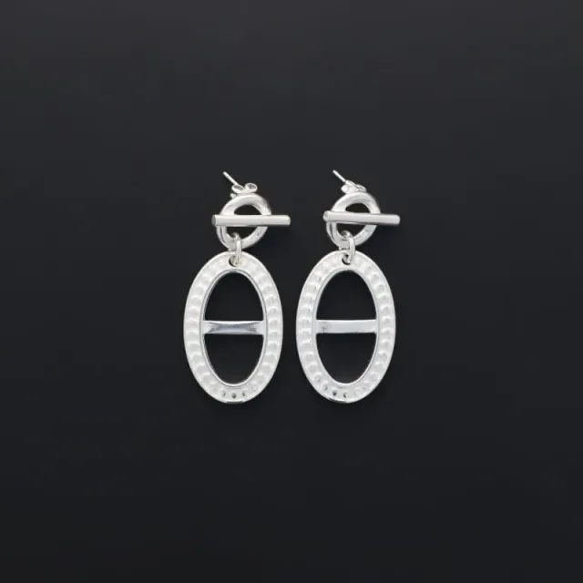 Secret de Cuir N°1318 boucles d'oreilles ovale barre argent