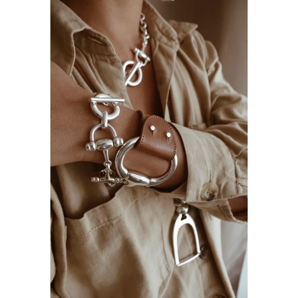 Secret de Cuir N°67 manchette étrier camel argent plaqué