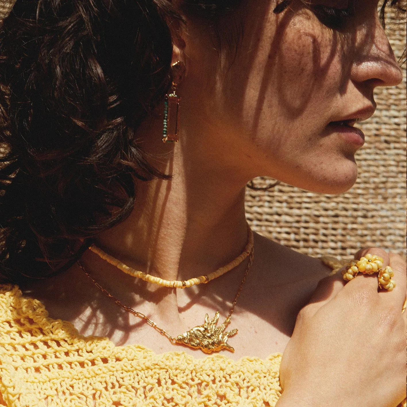 Elise Tsikis Ellaosi collier coquillage doré 40 cm