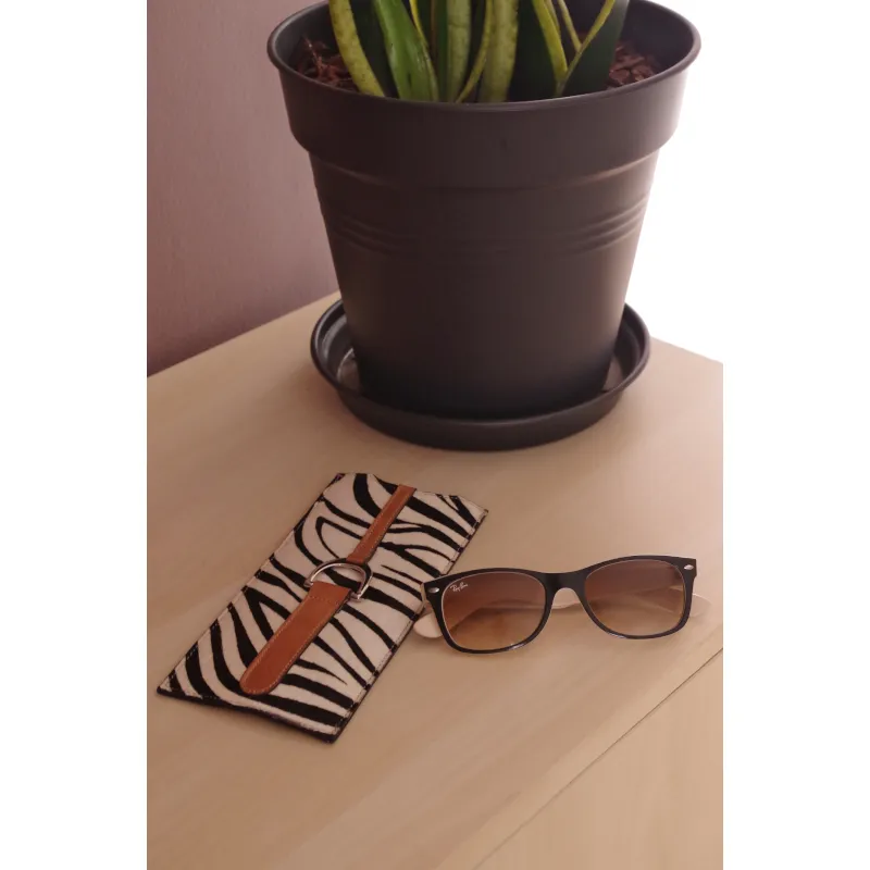 Secret de Cuir Etui étrier zèbre cuir vache argenté