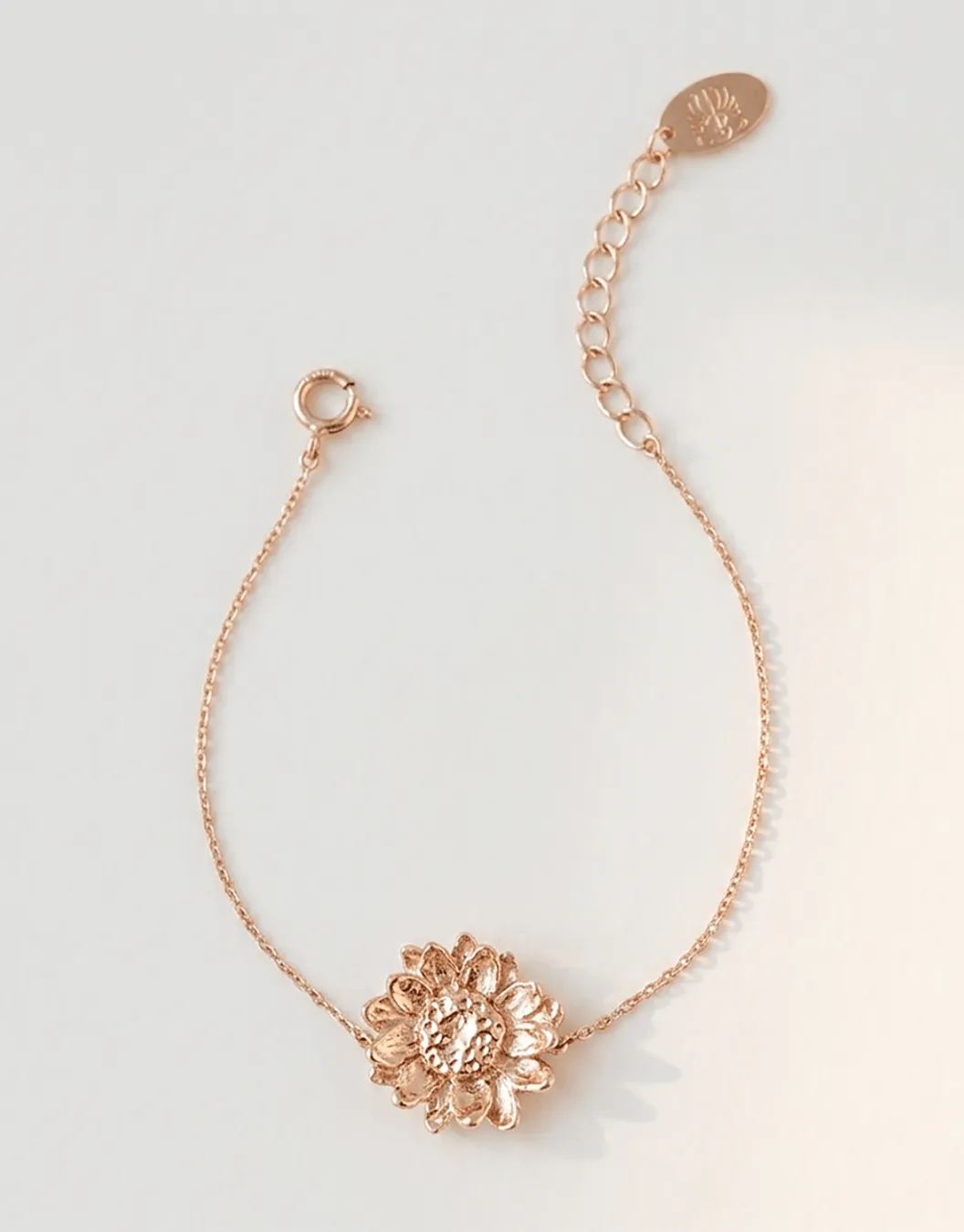 Elise Tsikis Gordese bracelet fleur or jaune 17,5 cm