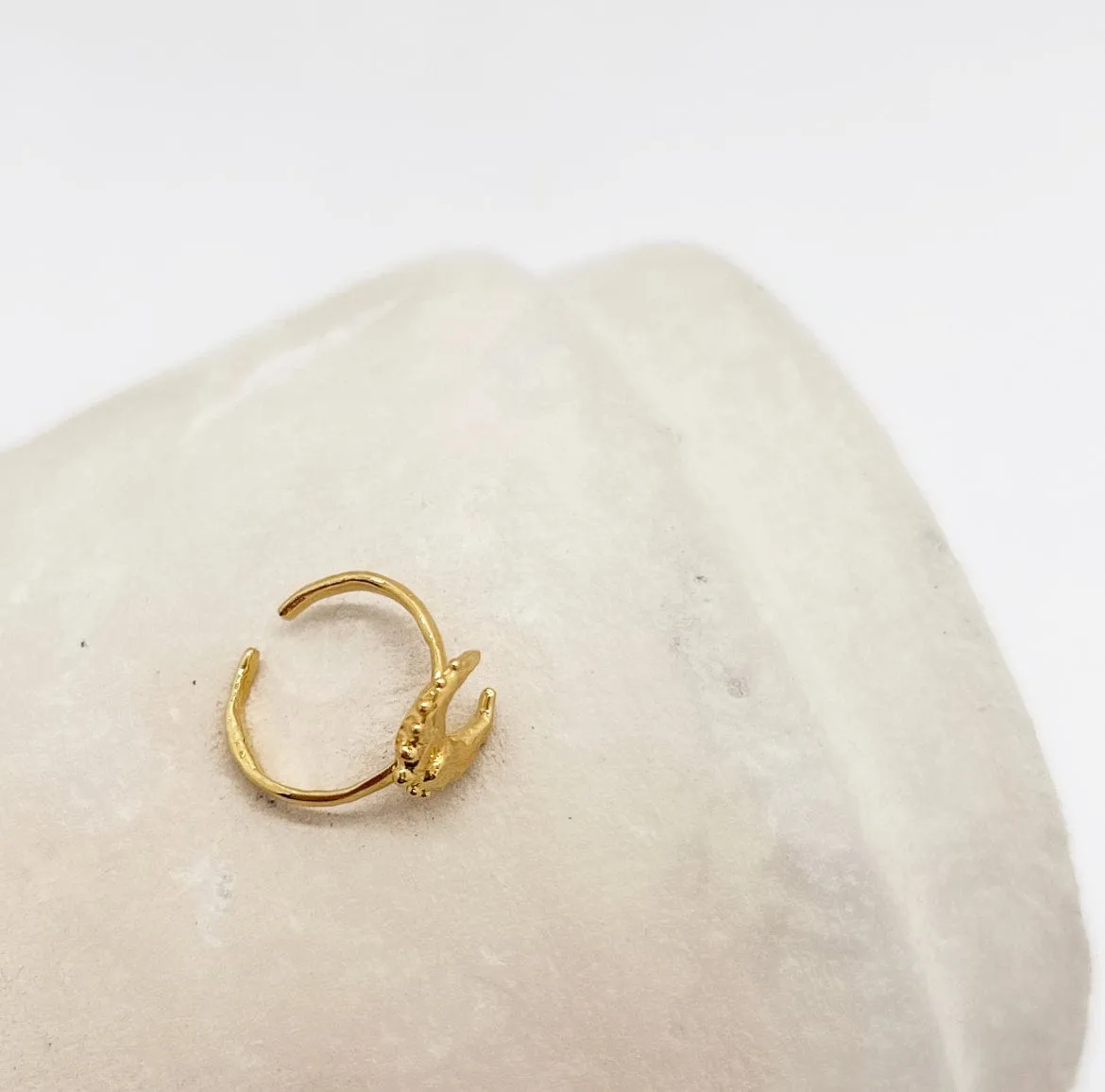 Elise Tsikis Mounia bague lune ajustable doré