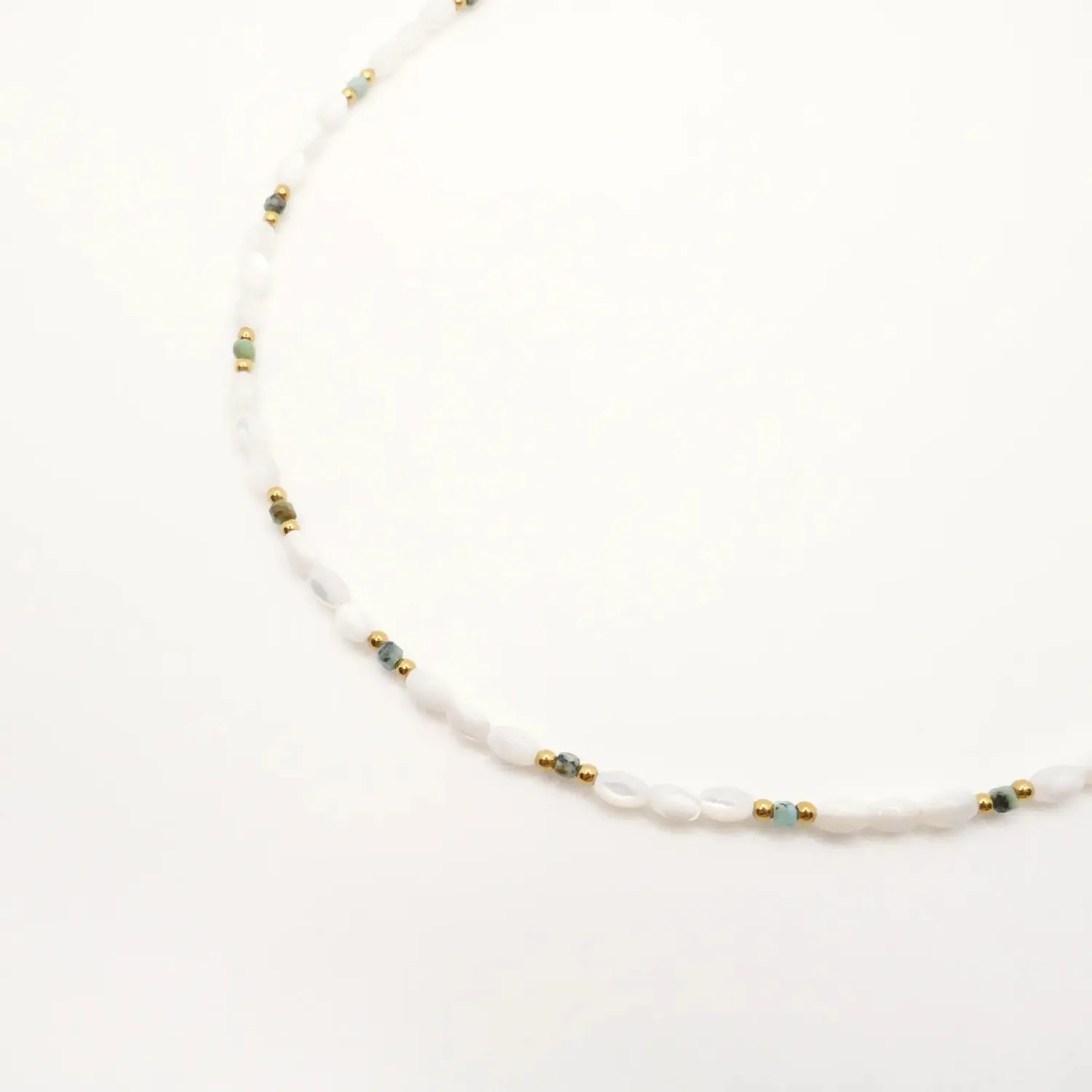 Cloralys Noa collier nacre 40 cm turquoise doré