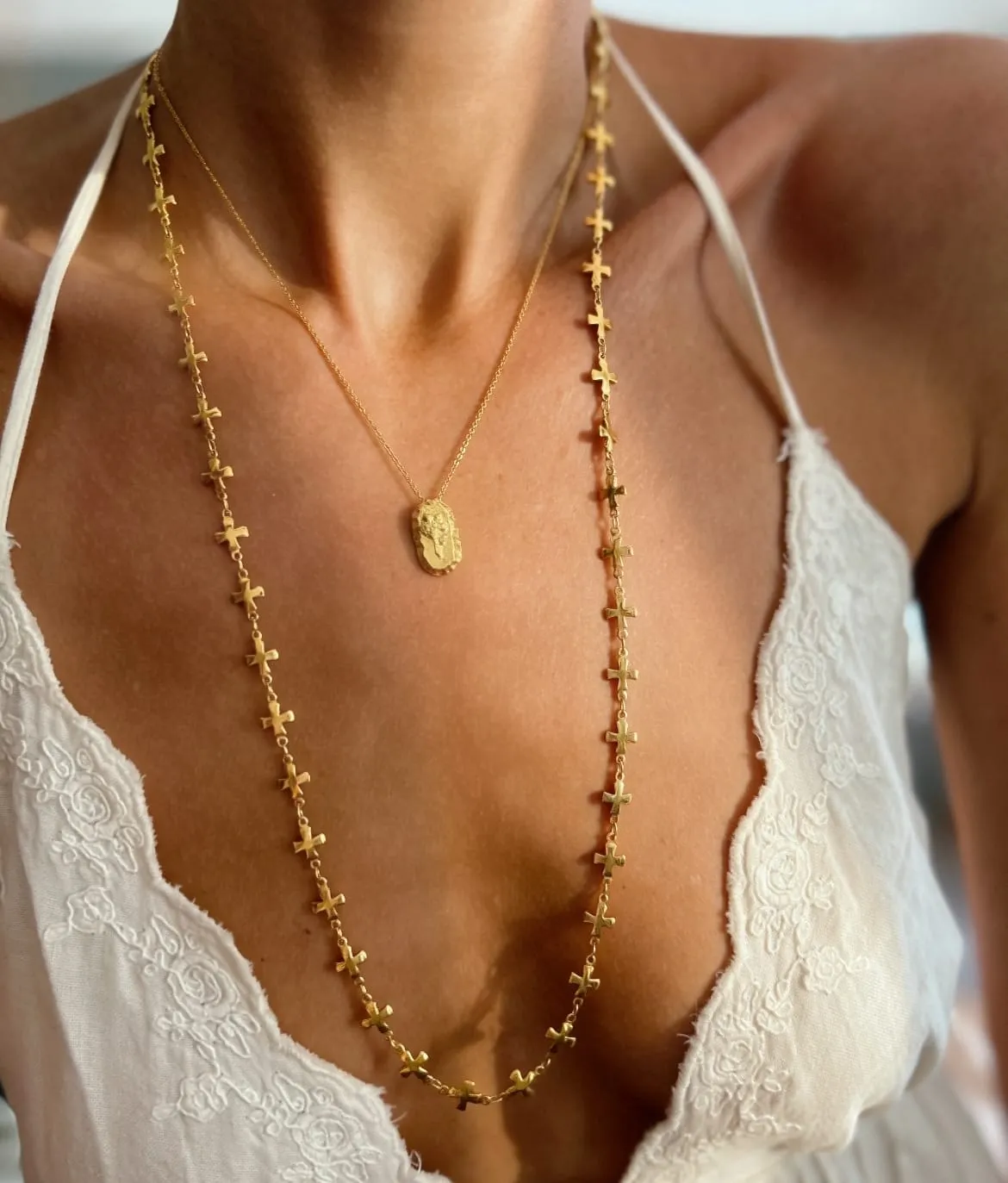 Elise Tsikis Oxi collier céramique doré 40 cm