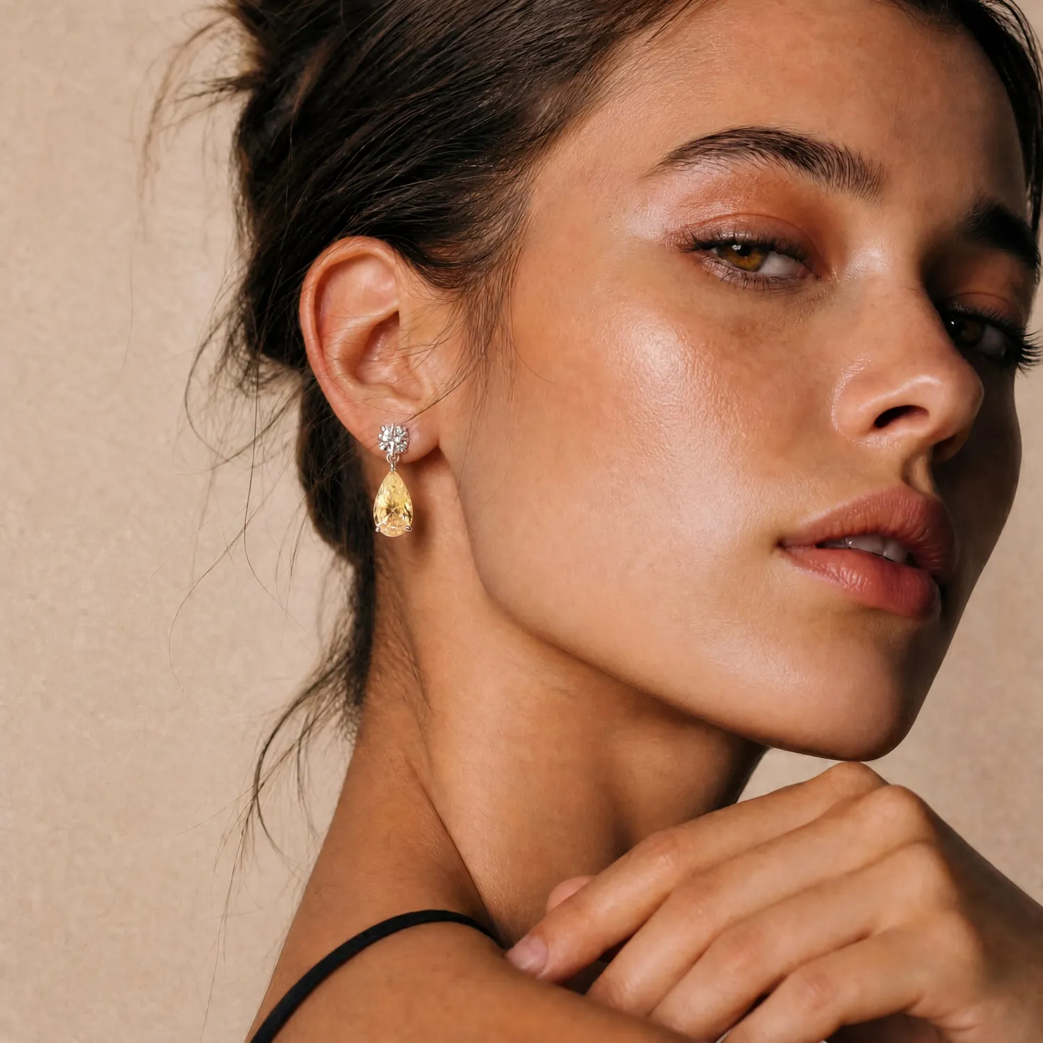 Ultima Edizione goutte couleur boucles d’oreilles pendantes