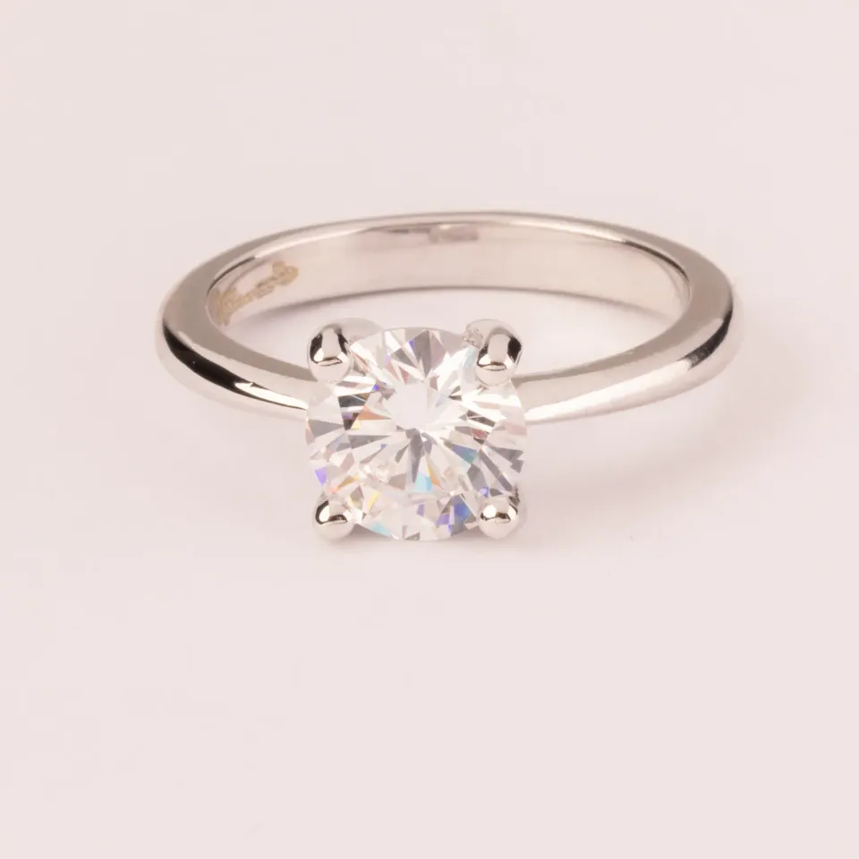 ULTIMA EDIZIONE Solitario 4 griffes bague 8 mm