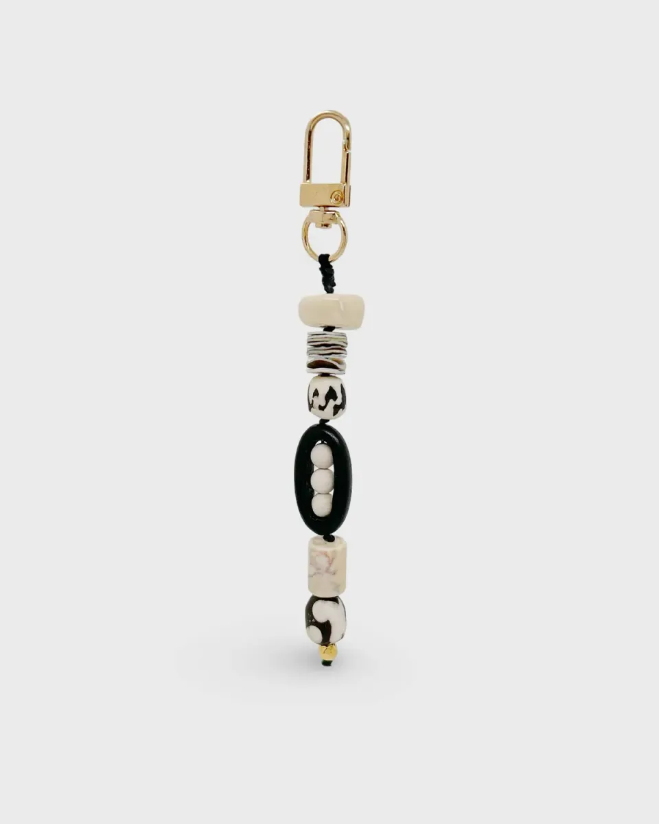 Elise Tsikis Ioannina bijou de sac perles noir