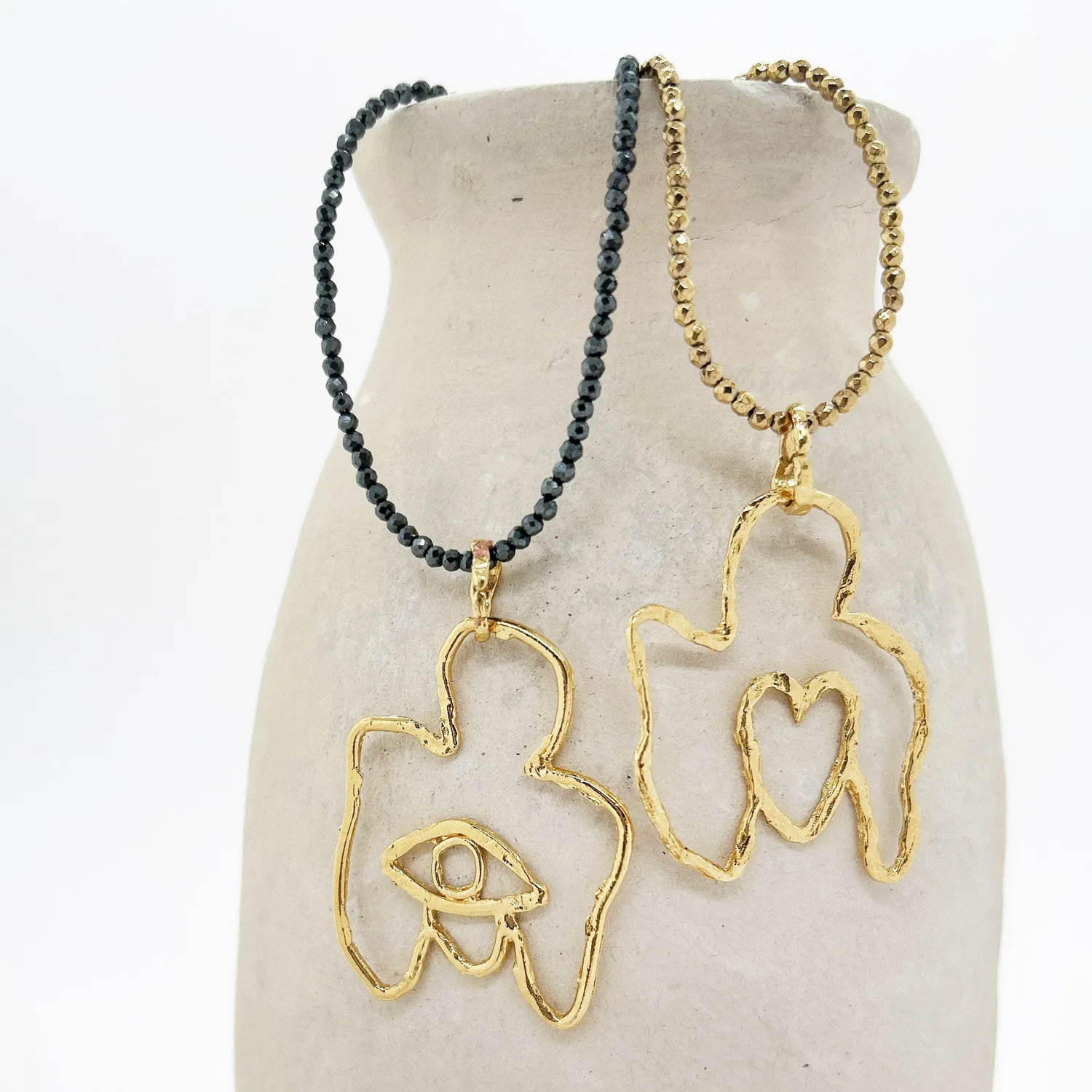 Elise Tsikis Yagul collier tout or oeil 55 cm hématite