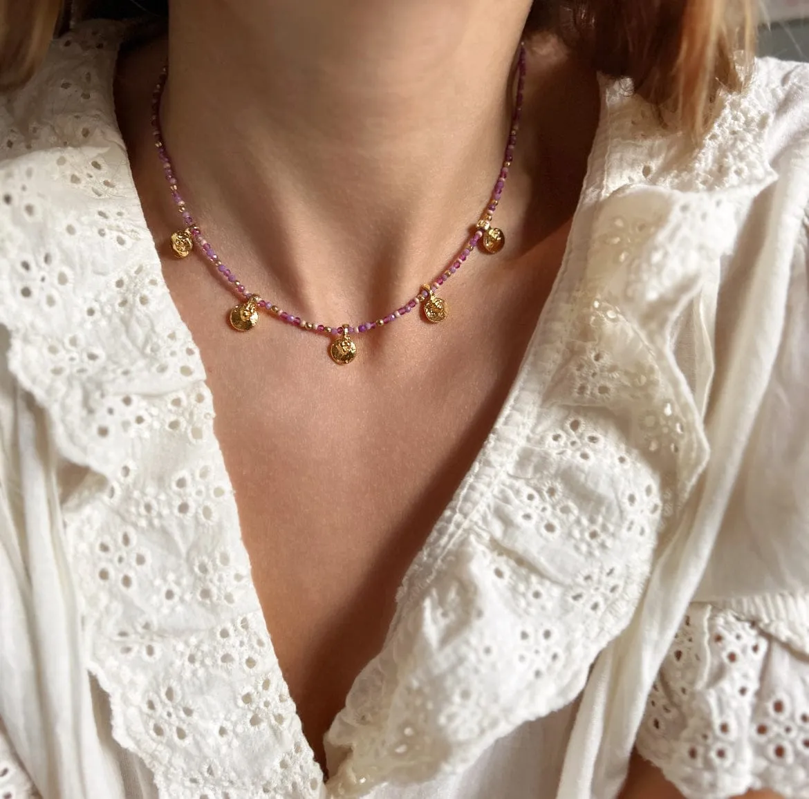 Elise Tsikis Efendi collier perles mauve lépidolite