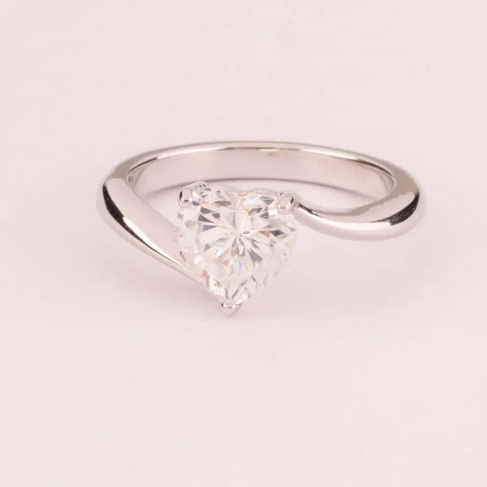 ULTIMA EDIZIONE solitaire coeur 8 mm bague éclat