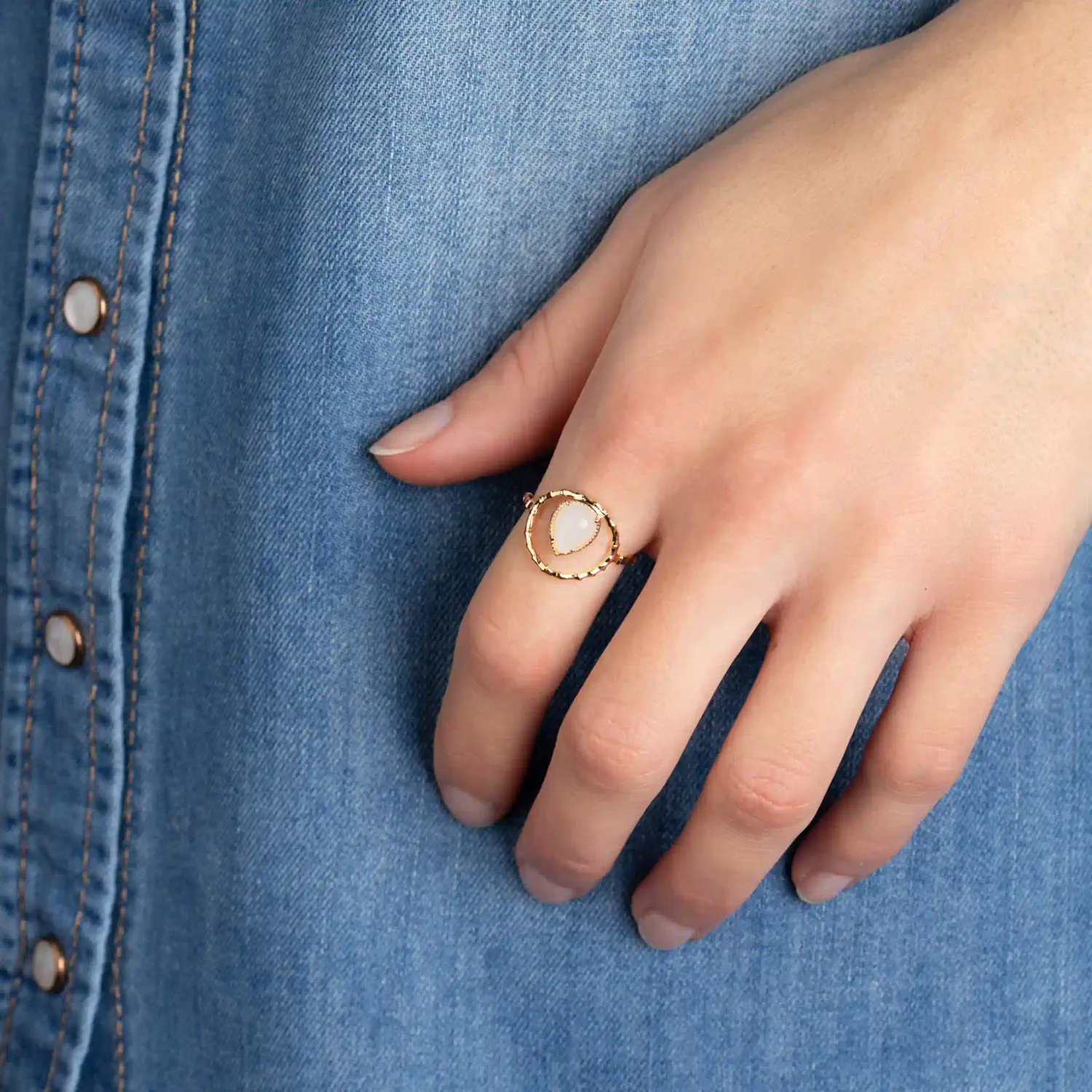 Oriana France bague pierre de lune goutte plaqué or fine