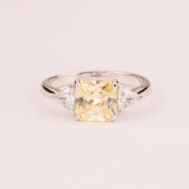 ULTIMA EDIZIONE Quadrato 6x6 bague zircone couleur