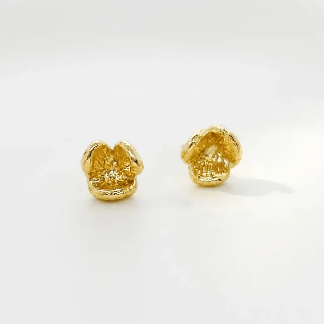 Elise Tsikis Fantaisie Tis puces d’oreilles or jaune fleur