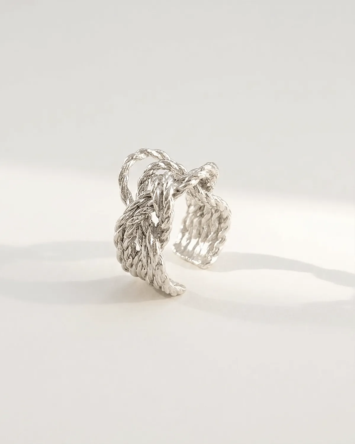 Elise Tsikis Trinidad Pena bague or jaune torsadée