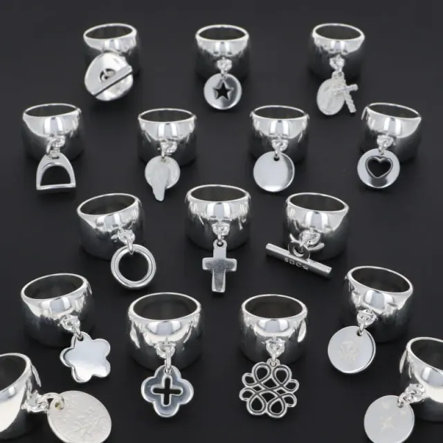 Secret de Cuir N°1402 Pampille bague chevalière plaqué argent