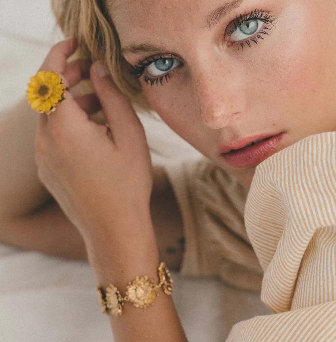Elise Tsikis Siblas bague fleur ajustable