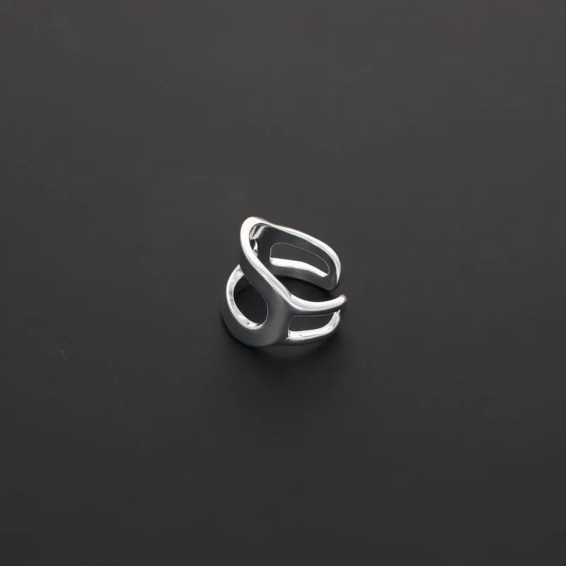 Secret de Cuir N°605 bague ovale incurvée réglable argent