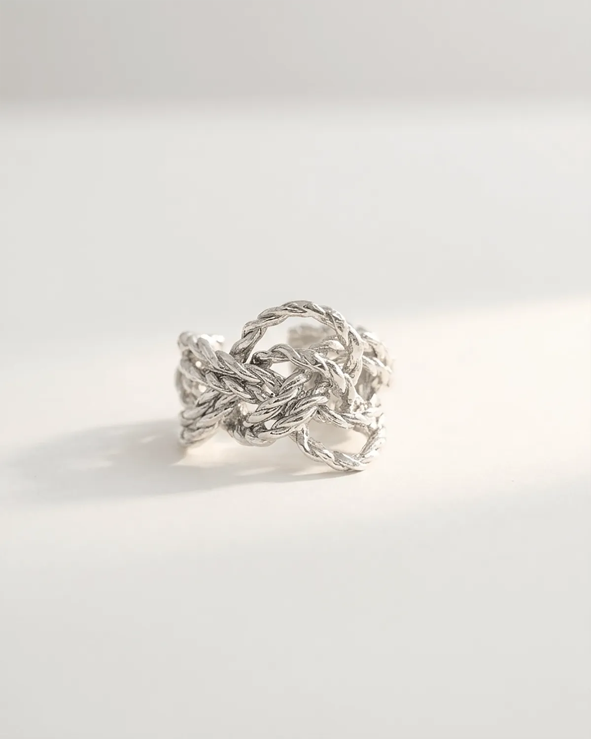 Elise Tsikis Trinidad Pena bague or jaune torsadée