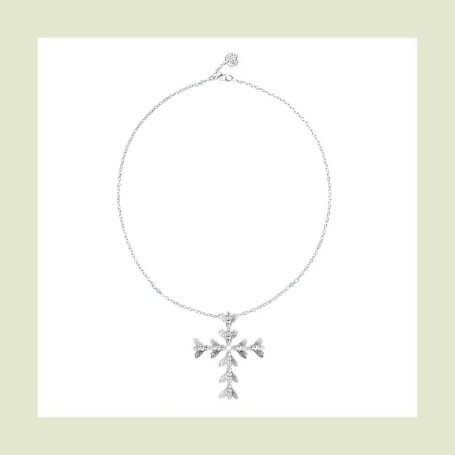 Lorella Tamberi Canal Bee Queen croix collier zircons