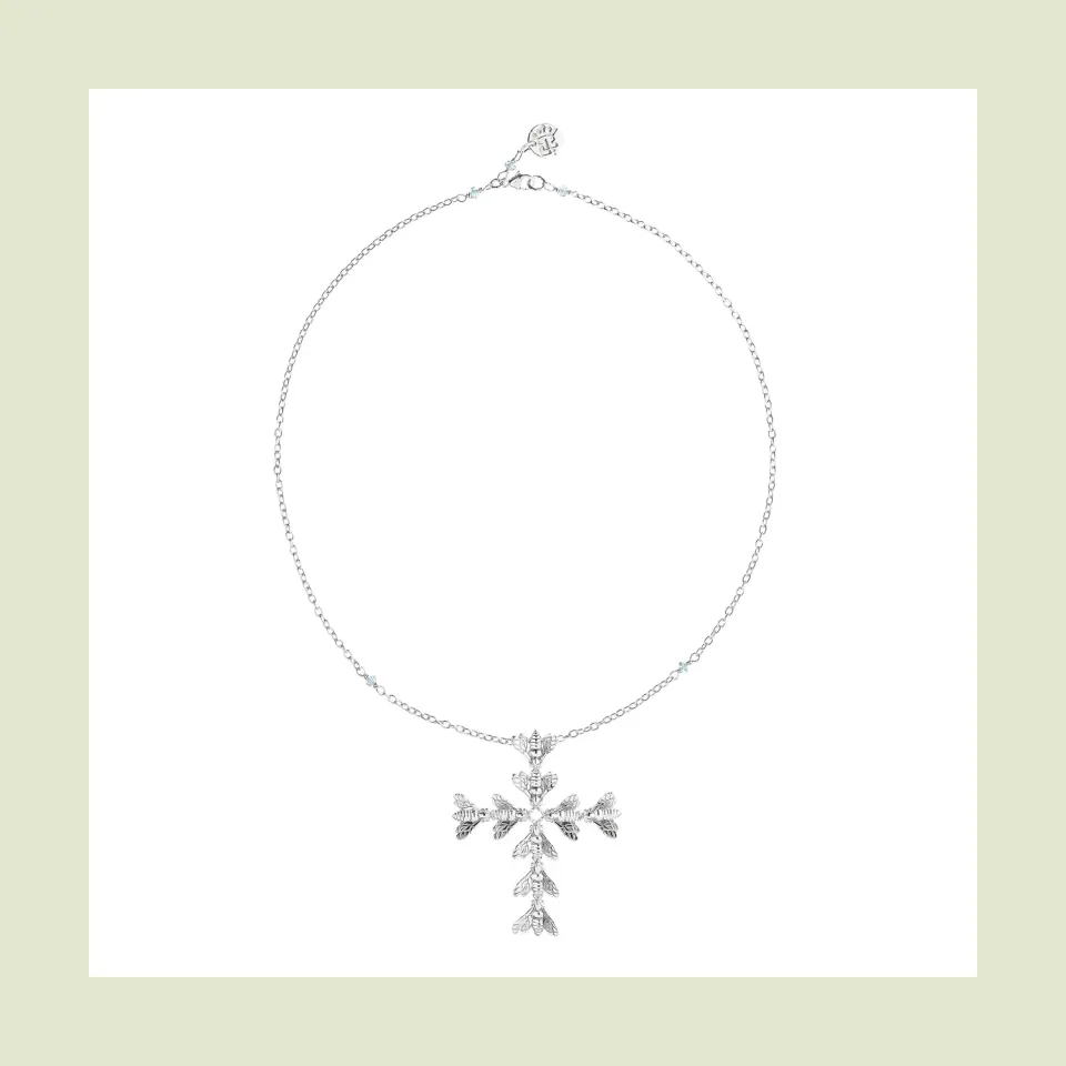 Lorella Tamberi Canal Bee Queen croix collier zircons