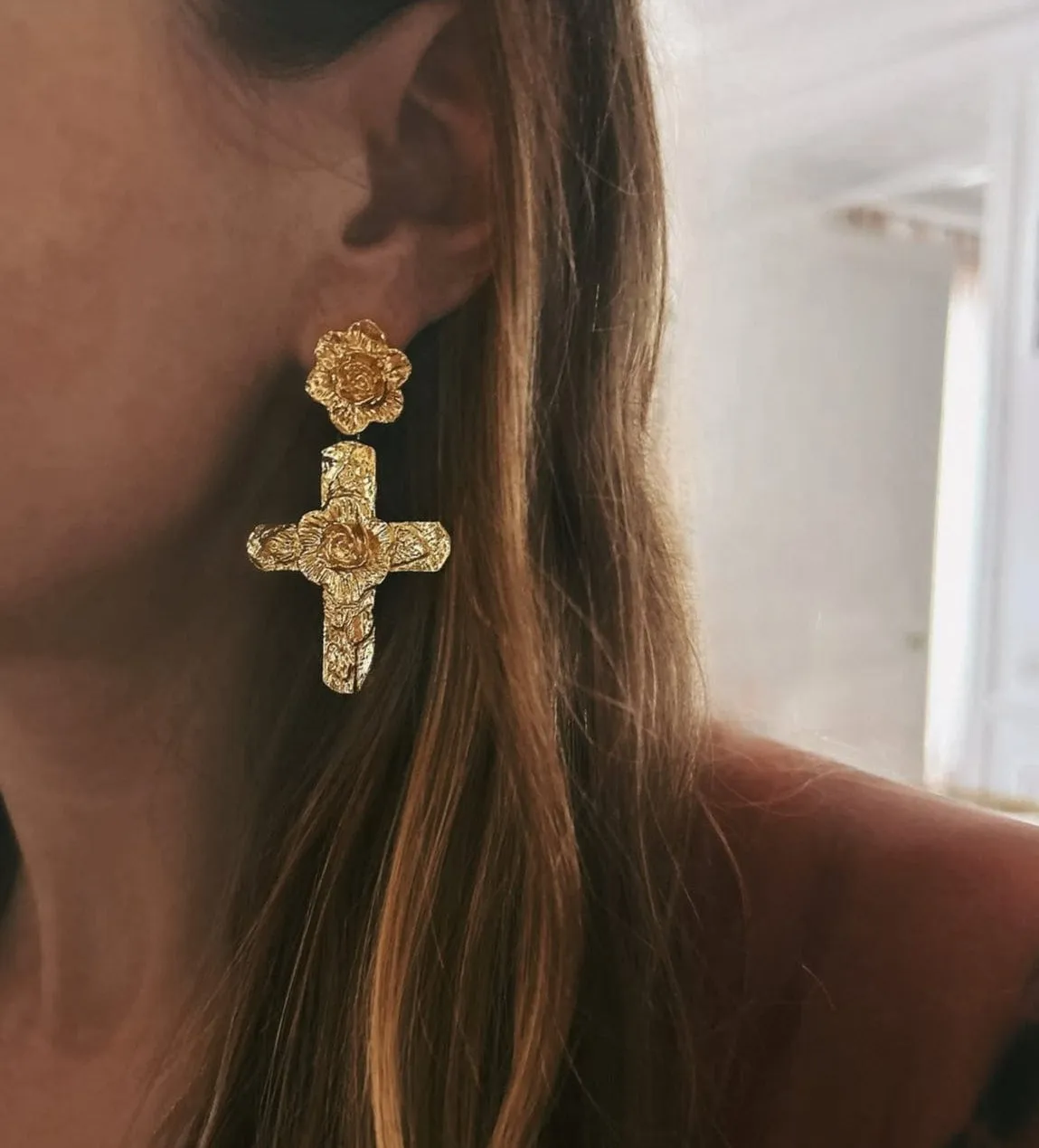 Elise Tsikis Sian boucles d'oreilles pendantes clips