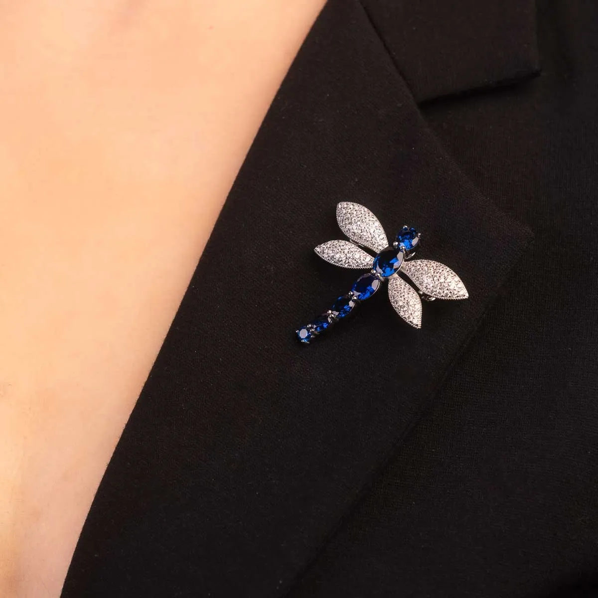 Ultima Edizione libellula zircons couleur broche