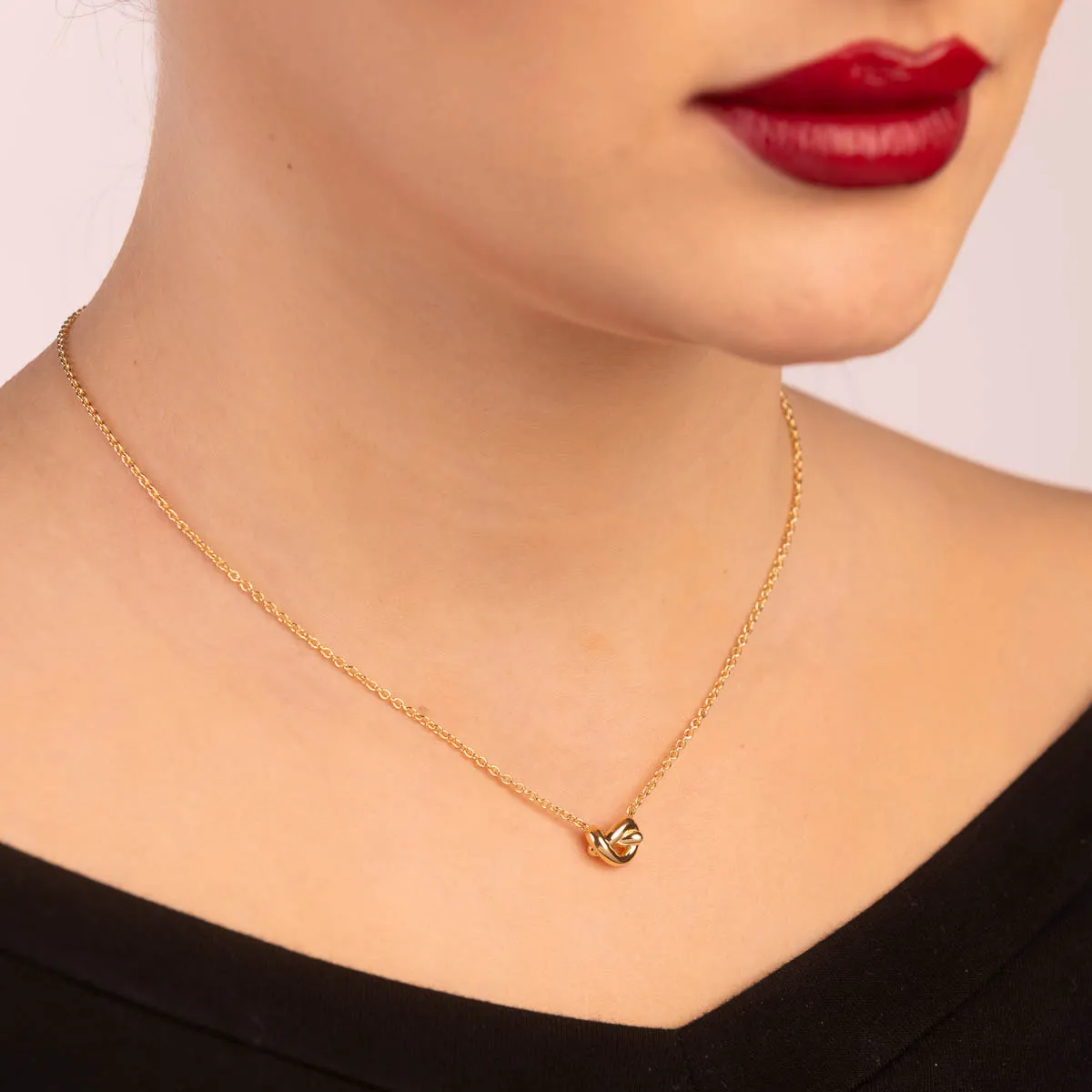 ULTIMA EDIZIONE noeud simple lisse collier