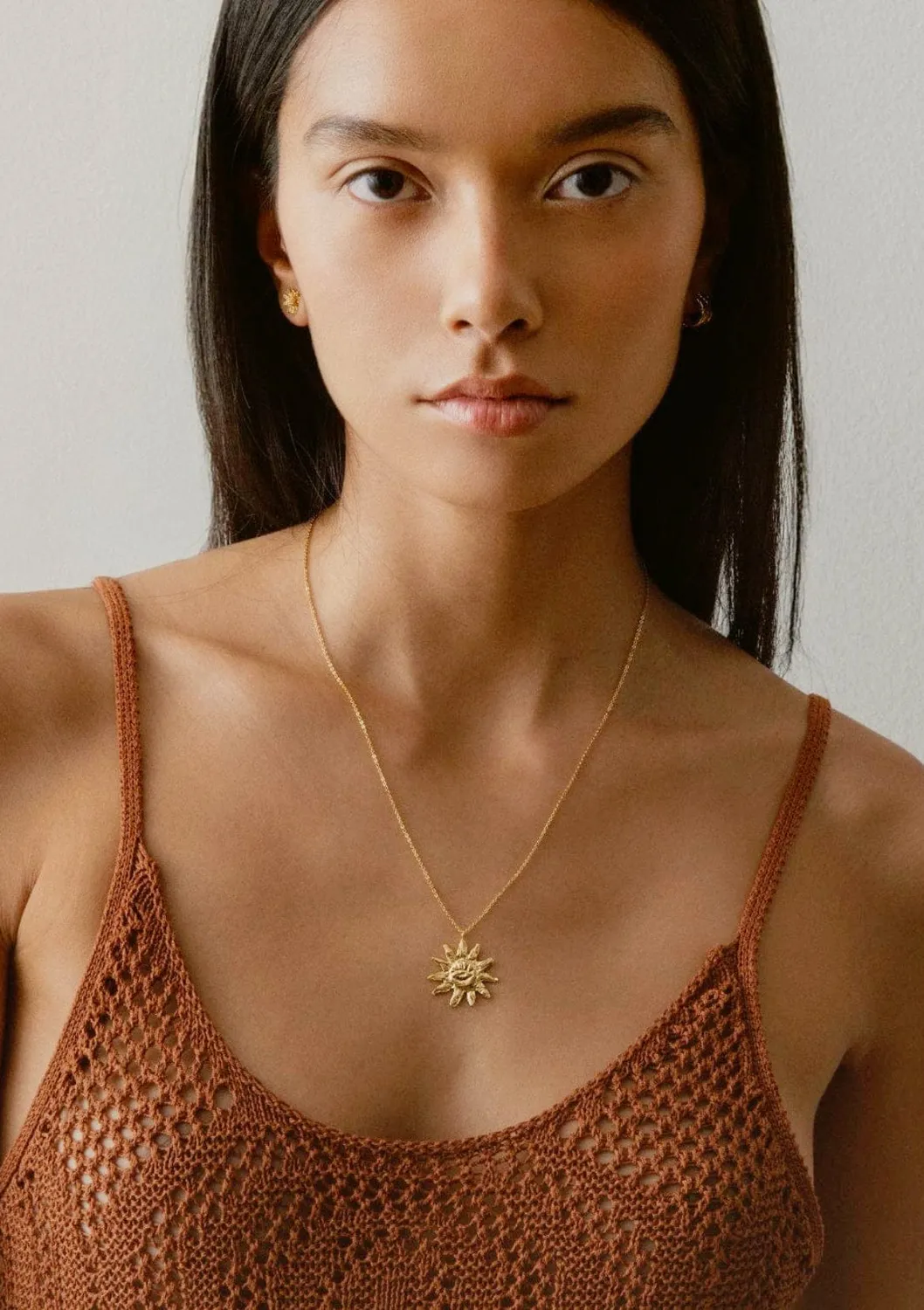 Elise Tsikis Helios Sol collier soleil or jaune 50 cm