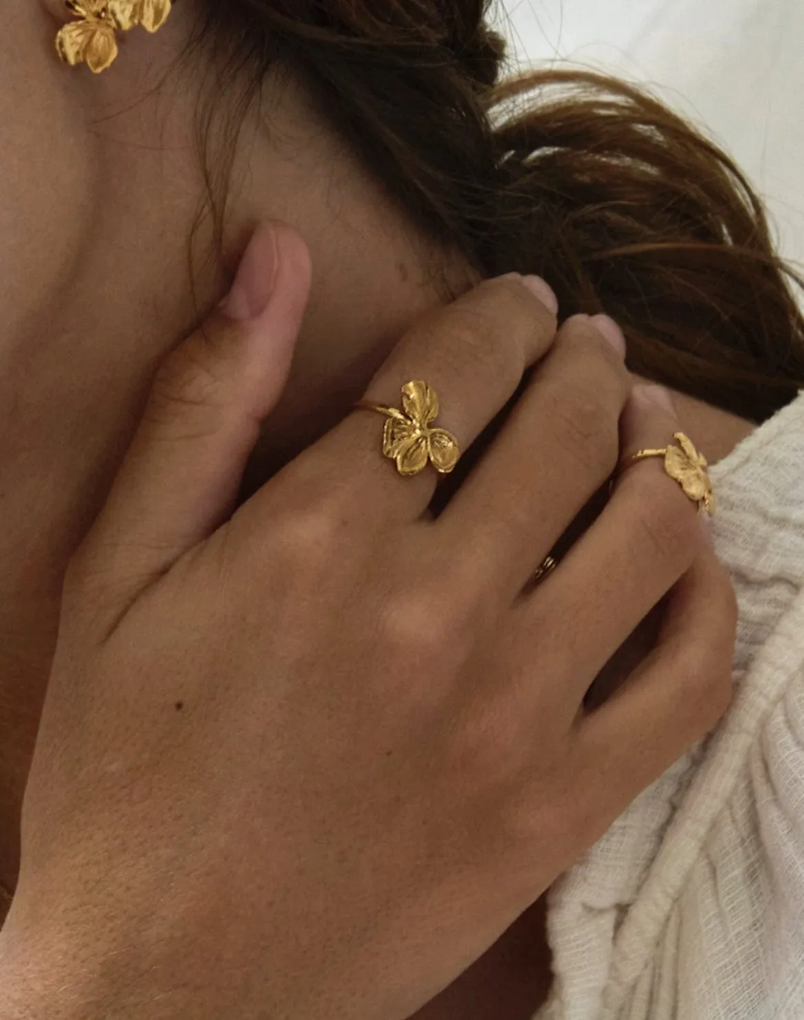 Elise Tsikis Elysia Small bague fleur or jaune