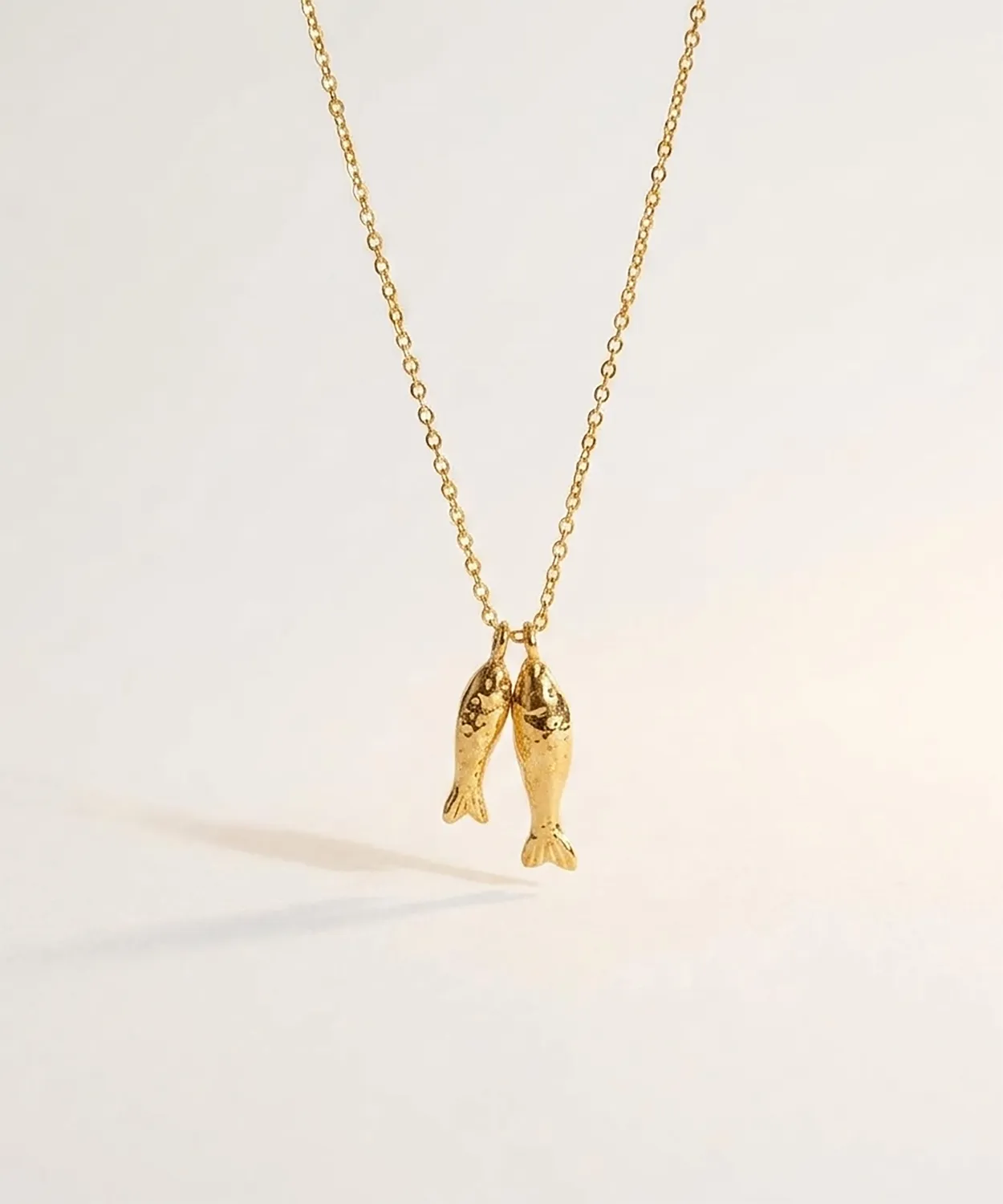 Elise Tsikis Sardina collier doré or recyclé 24 carats