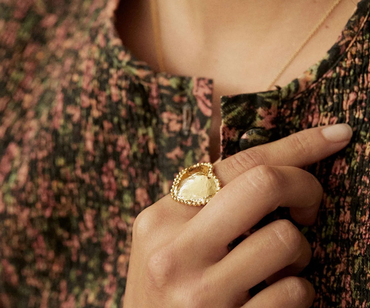 Elise Tsikis Manoush Corella bague coeur réglable
