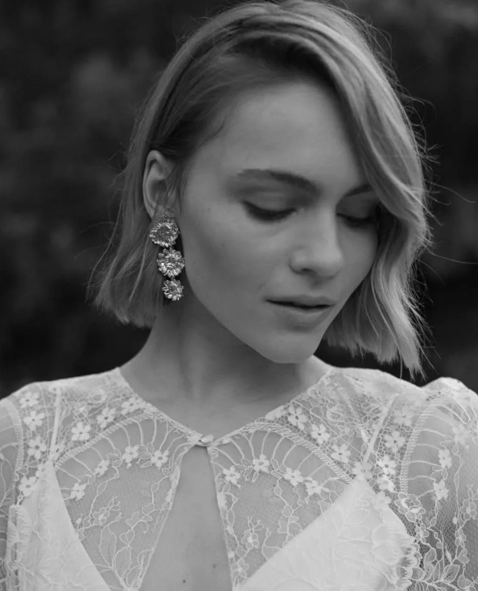 Elise Tsikis Calas Gold boucles d'oreilles doré clip