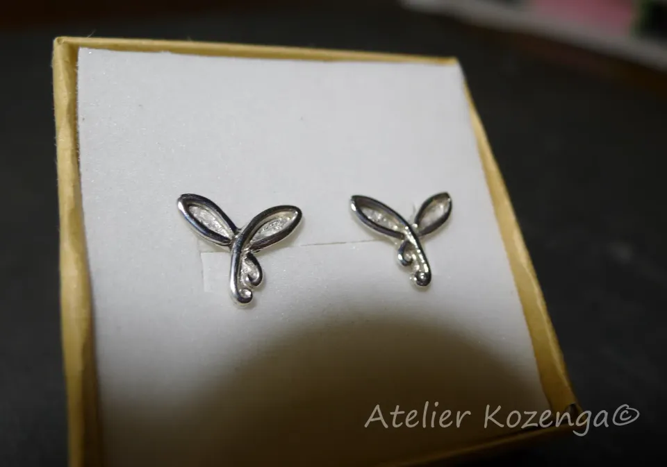L'Atelier Kozenga Papillon boucles d'oreilles argent 950