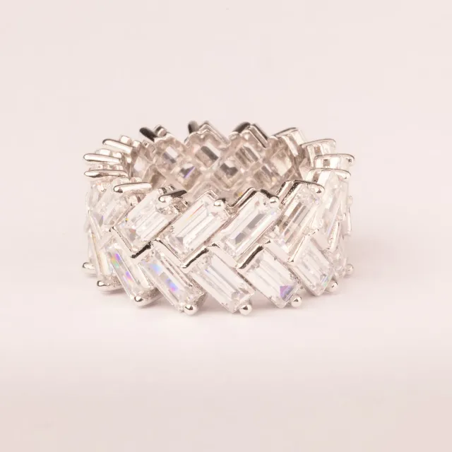 Ultima Edizione bague large zircons taille baguette