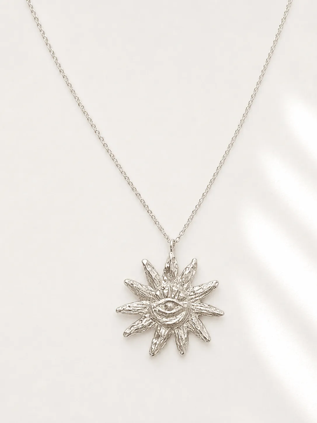 Elise Tsikis Helios Sol collier soleil or jaune 50 cm