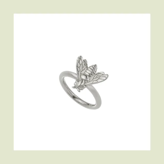 Lorella Tamberi Bee Queen bague petite abeille argentée