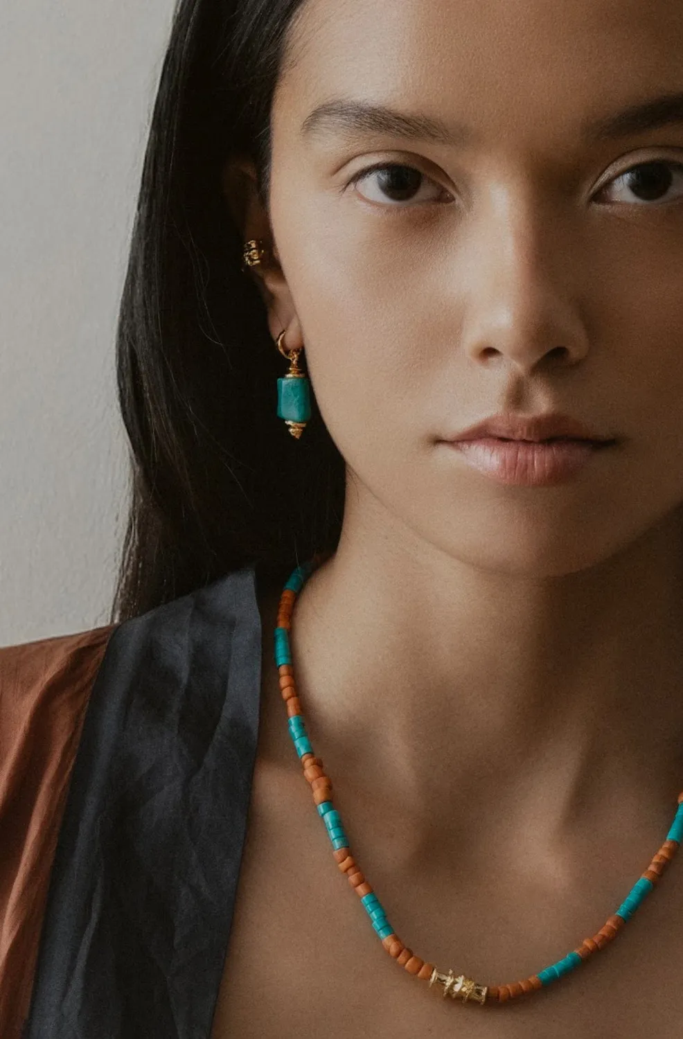 Elise Tsikis Joppa collier perles turquoise doré