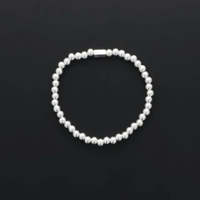 Secret de Cuir N°1342 bracelet perles élastique argenté