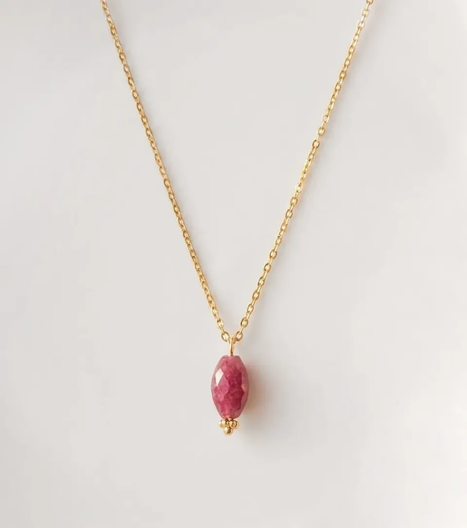 Elise Tsikis Kava collier pierre naturelle mauve