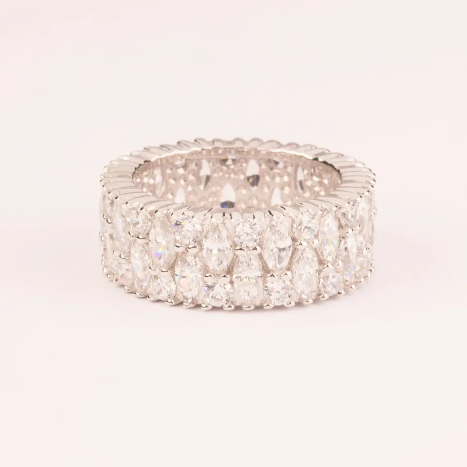 Ultima Edizione Fascia Marquise bague large zircons blancs
