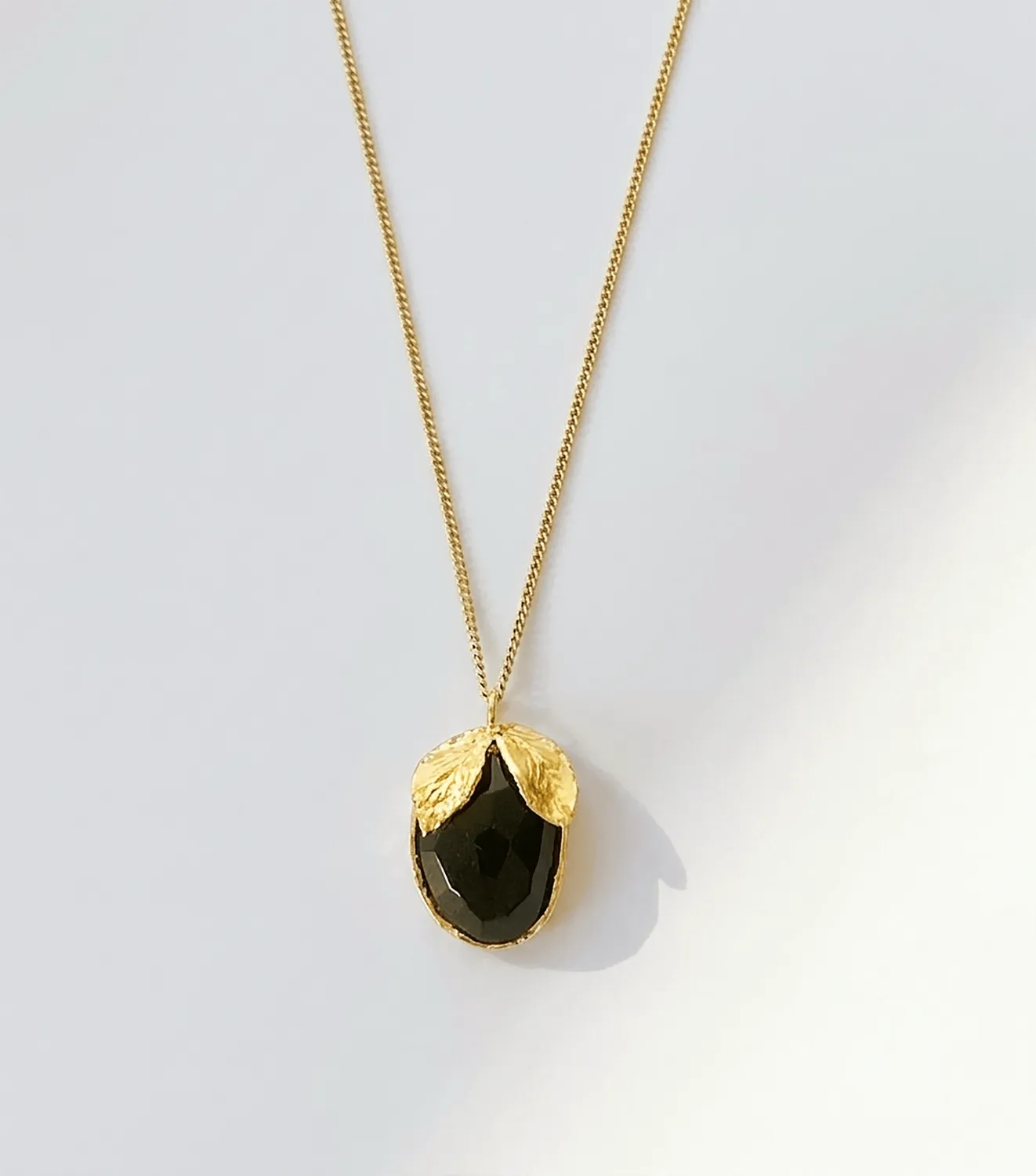 Elise Tsikis Dendra collier onyx noir 45 cm