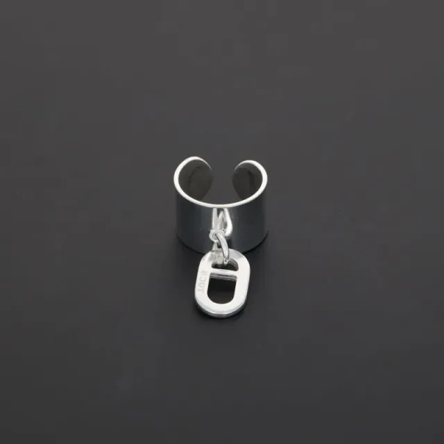Secret de Cuir N°718 bague ovale plat réglable argenté
