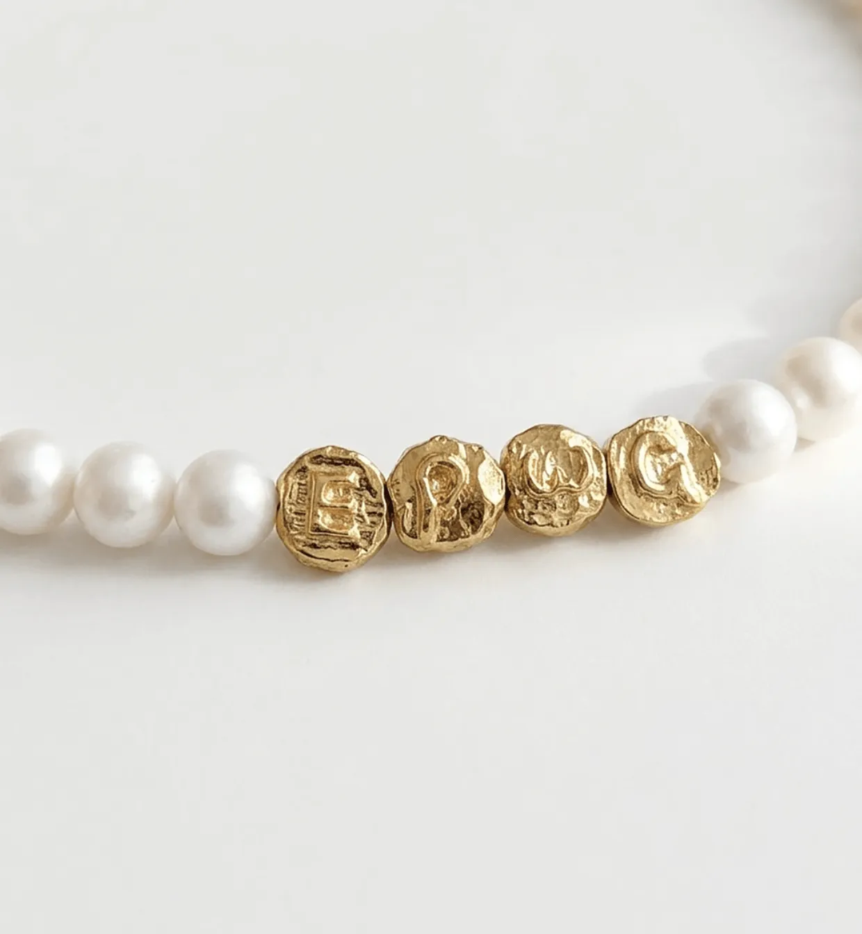 Elise Tsikis Eros collier perles Eros 35 cm