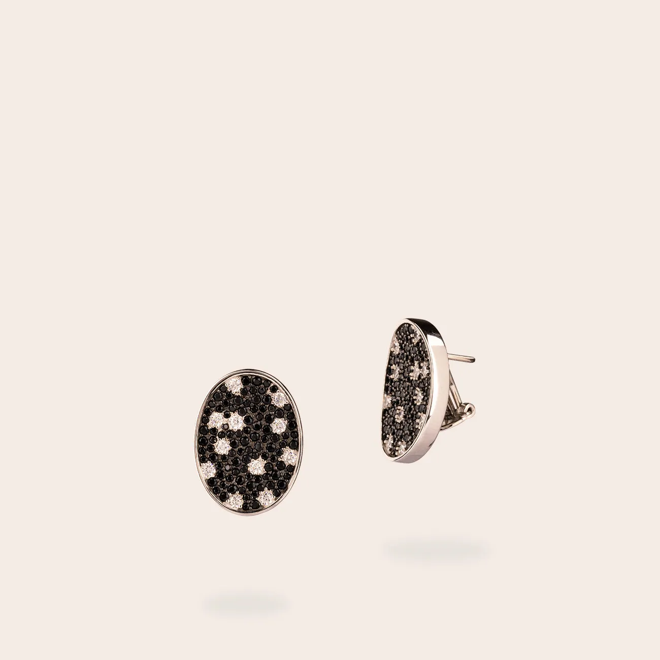ULTIMA EDIZIONE Pavé Ovale boucles d'oreilles ovale couleur