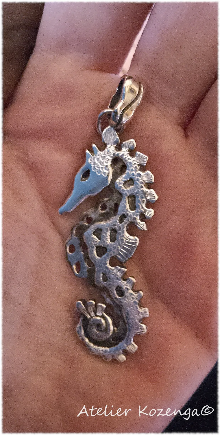 L'Atelier Kozenga Hippocampe pendentif argent