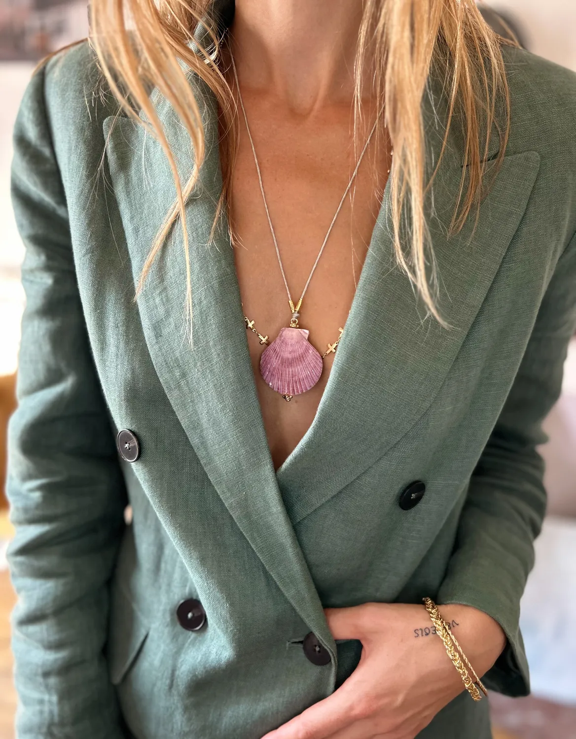 Elise Tsikis Hydra collier coquille rose
