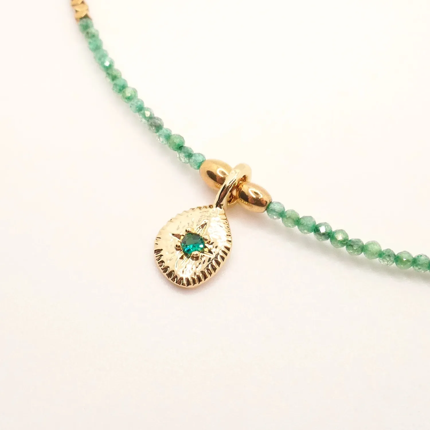 Cloralys Ezra collier vert 40 cm hématite gold