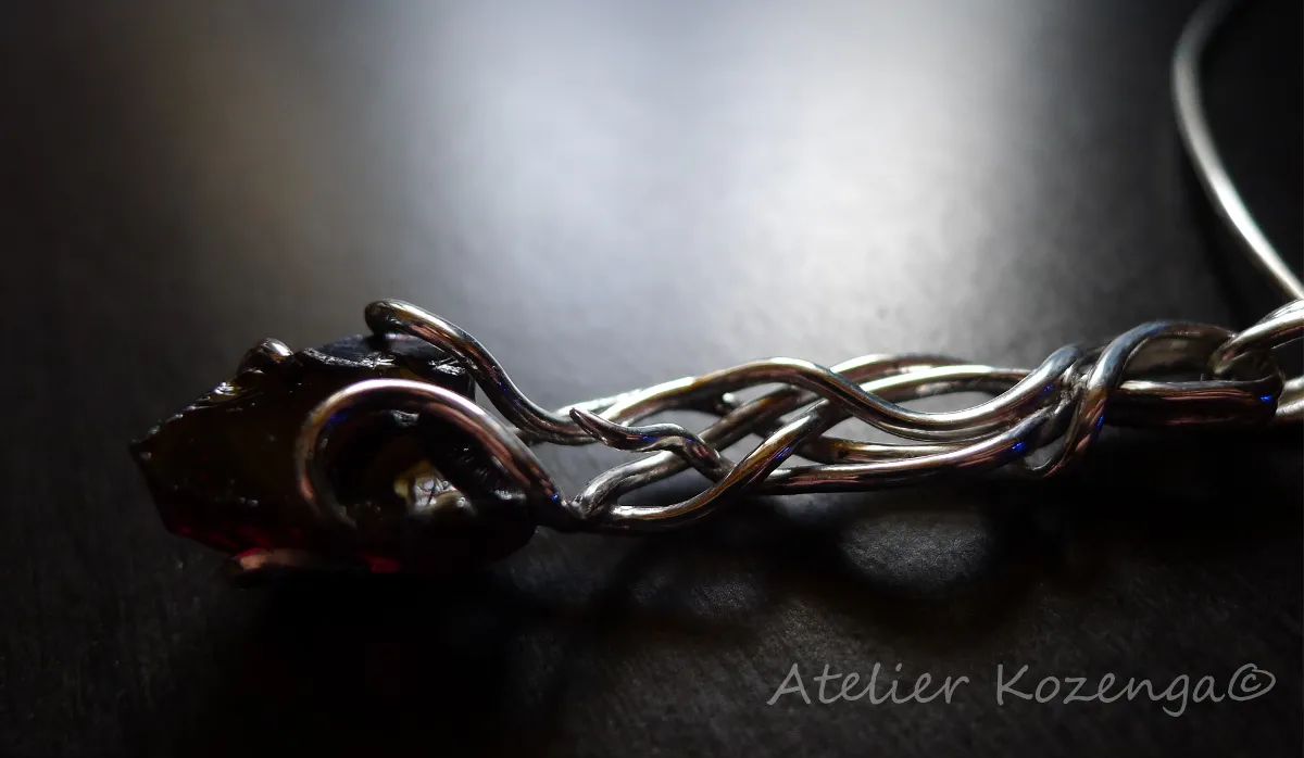 L'Atelier Kozenga Grenat pendentif argent grenat brut